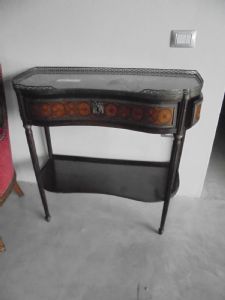 Etagere console